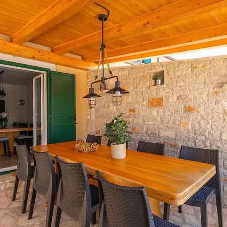 Ferienhaus Kalista Istriana Pula